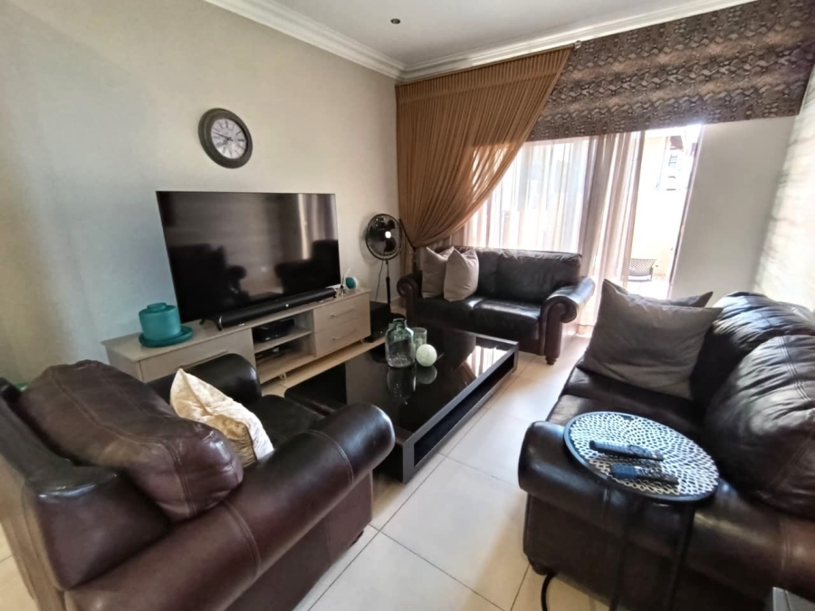 4 Bedroom Property for Sale in Lilyvale S H Free State